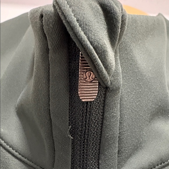 Lululemon InStill Jacket - Picture 4 of 8